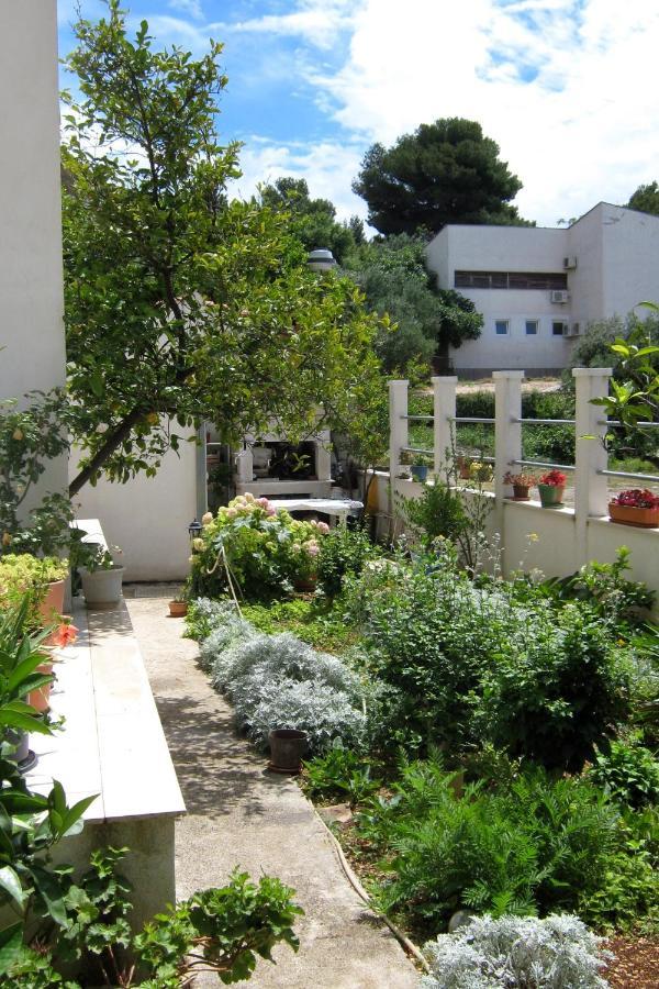 Apartments By The Sea Podgora, Makarska - 2615 Exterior foto