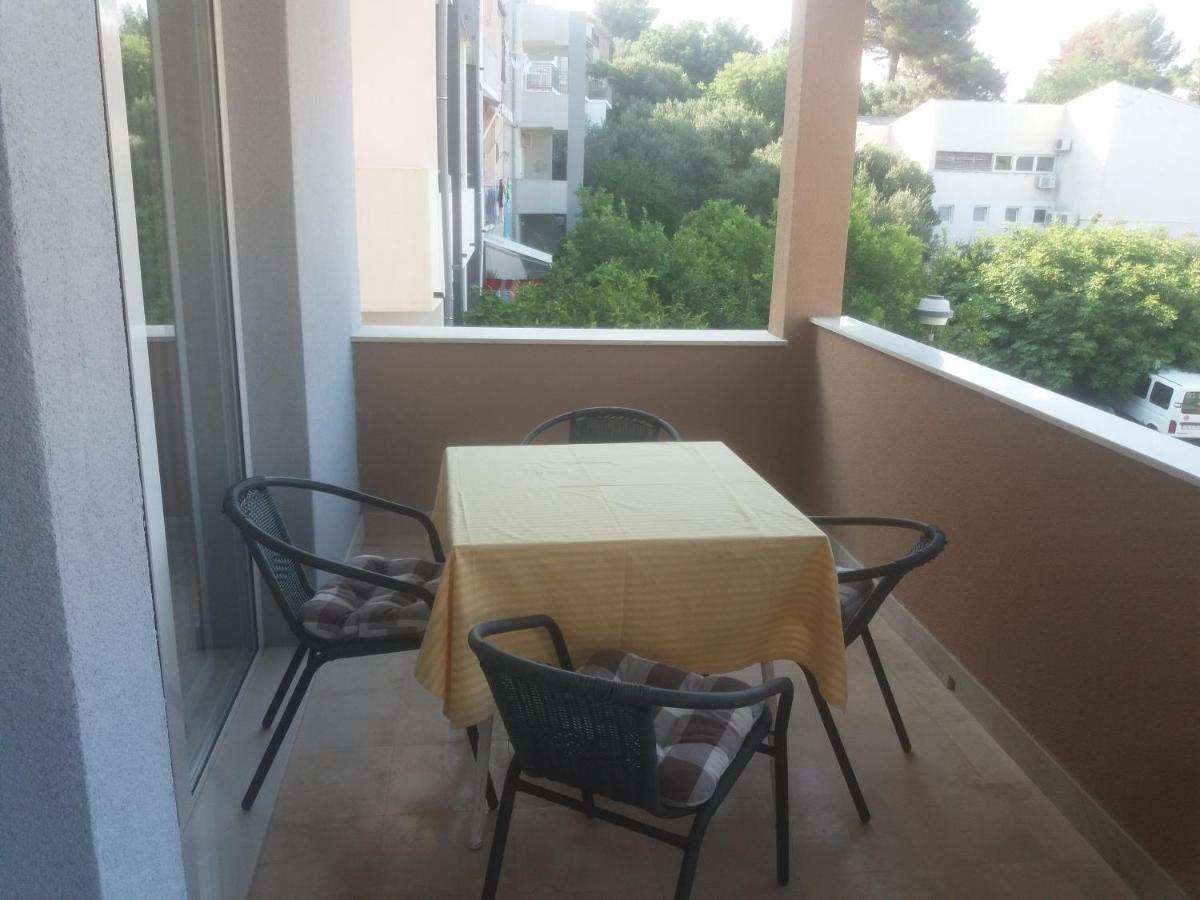 Apartments By The Sea Podgora, Makarska - 2615 Exterior foto