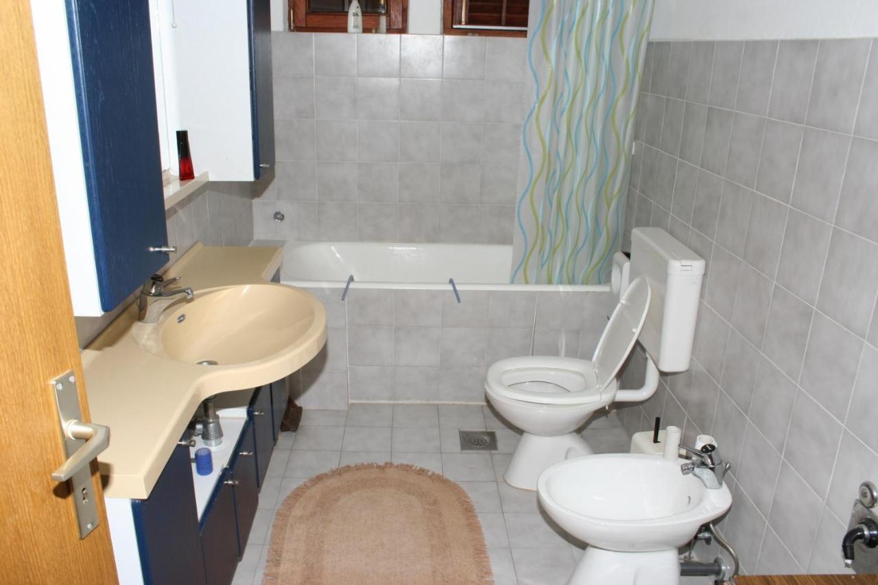 Apartments By The Sea Podgora, Makarska - 2615 Exterior foto